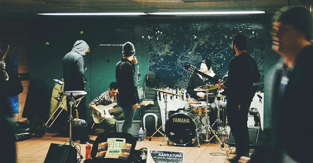 Hilarious band names